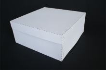 dortová krabice bílá